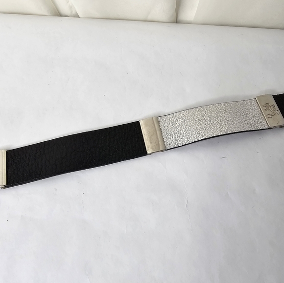 Otto Kern Silver, Black & Metal Leather Belt Large Silver Buckle - Picture 6 of 8